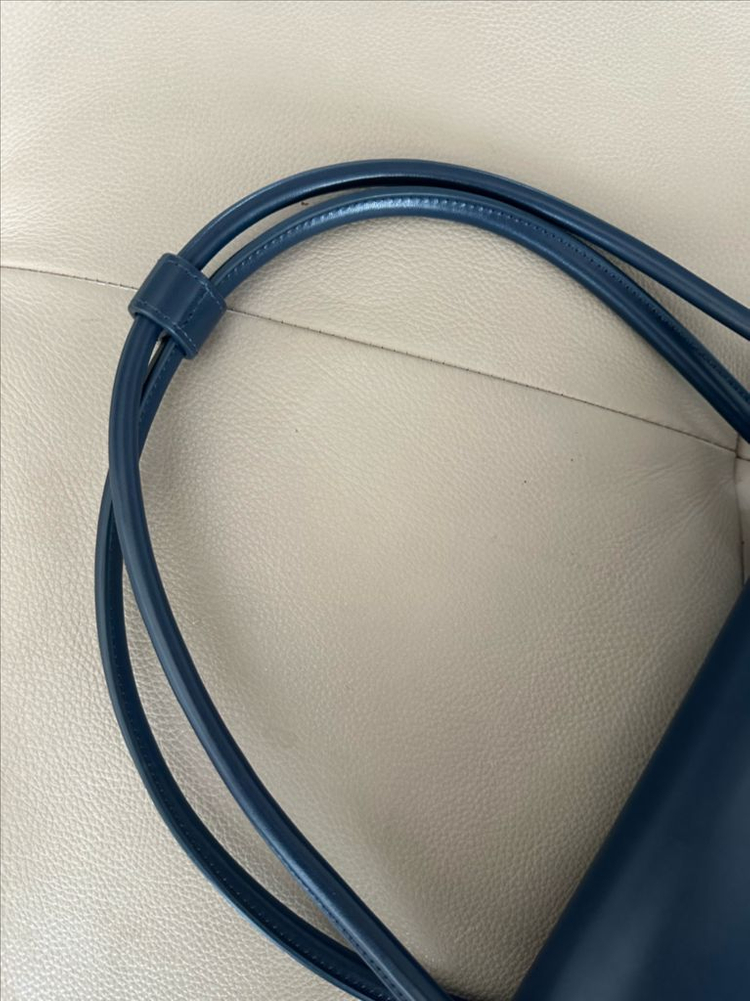 파인드카푸어 숄더백 (블루) 이미지