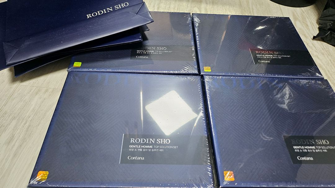 코리아나 로댕쇼 옴므 남성화장품 세트 이미지