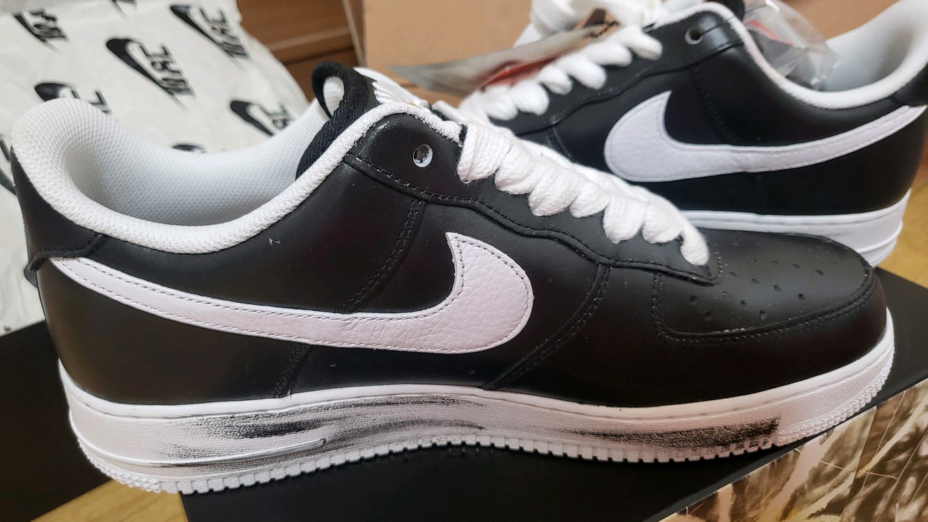 나이키 피마원 지디 피스마이너스원 295 판매합니다. 이미지