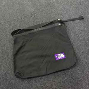 노스페이스 퍼플라벨 숄더백 이미지