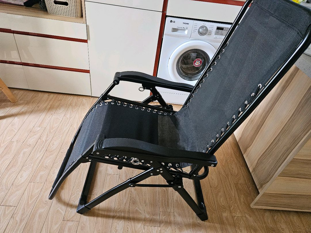 솔룸 접이식 리클라이너의자 새거 완전싸게 드려요 이미지