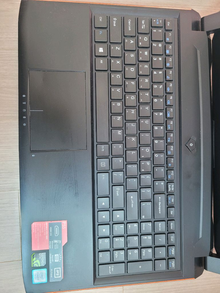 (급처 네고가능) GTX1060 게이밍 노트북 컴퓨터 이미지