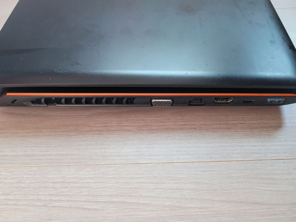 (급처 네고가능) GTX1060 게이밍 노트북 컴퓨터 이미지