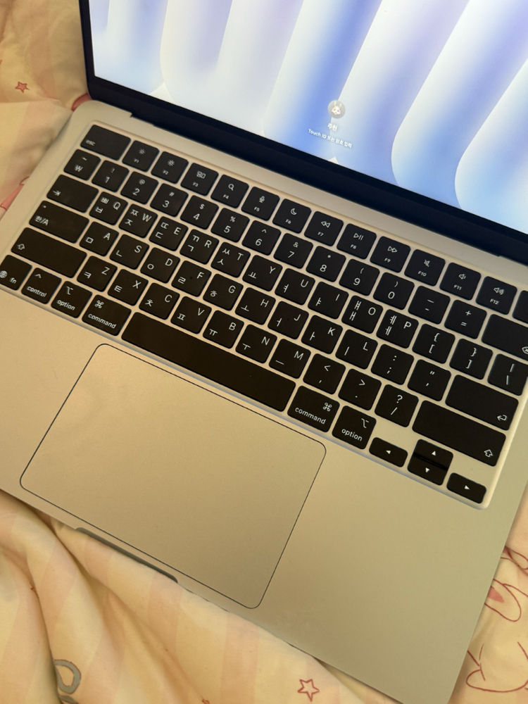 맥북 에어 13 M4 이미지