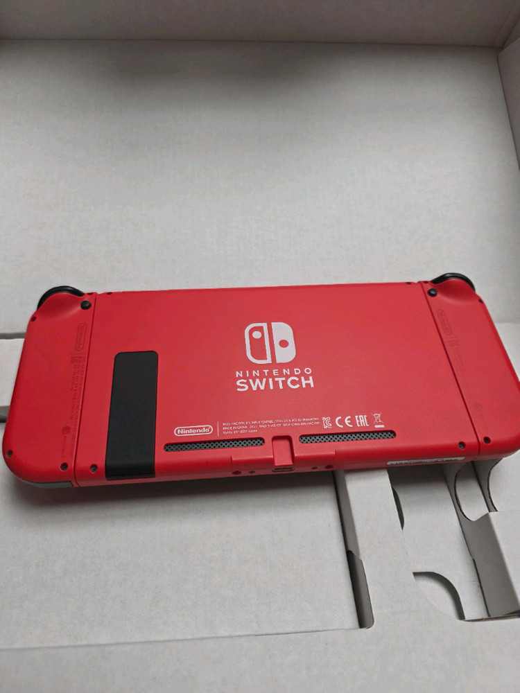 닌텐도 마리오 레드 블루 에디션 프로콘 제노블레이드 에디션팜 이미지