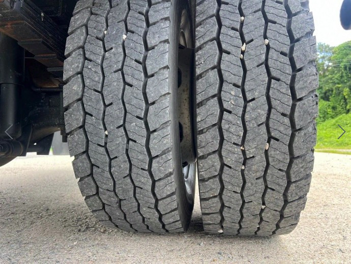 메가트럭 4.5톤익스탑차 이미지