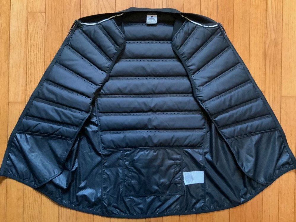 나이키 에어로로프트 플레쉬 리플렉티브 베스트 L(105 이미지