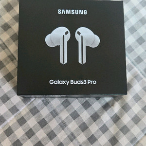 갤럭시 버즈3 프로 미개봉 화이트 이미지