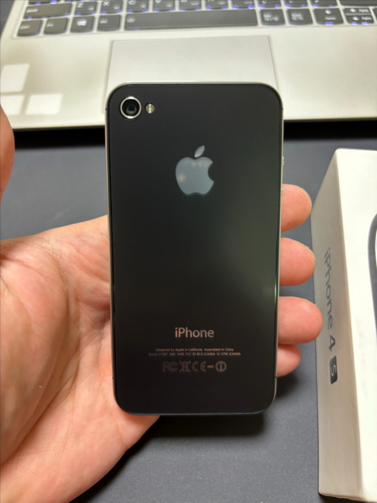 아이폰4S 16GB 블랙 S급 이미지