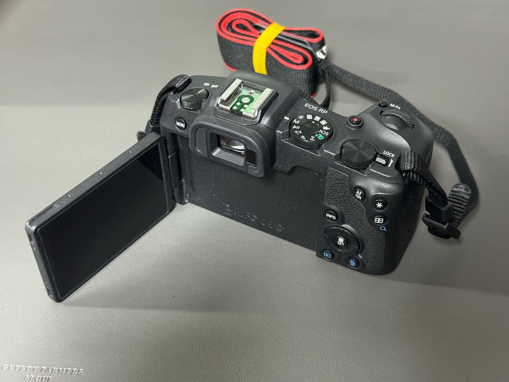 캐논 EOS RP 풀프레임 미러리스 이미지