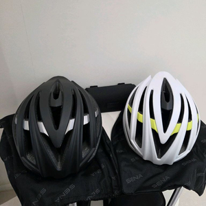 세나 R2 EVO 스마트 로드자전거 헬멧 새제품 판매합니다 이미지