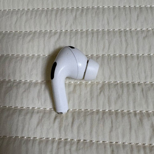 에어팟 프로2 USB-C 오른쪽 유닛 이미지