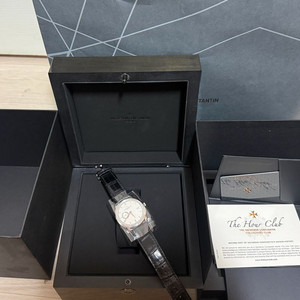 바쉐론 콘스탄틴 트래디셔널 오토매틱 화이트골드 이미지