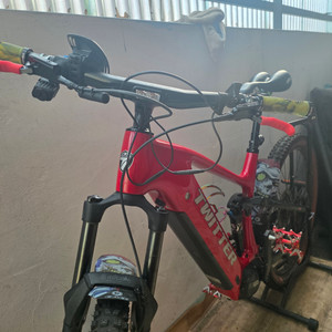 트위터 EM 10 풀 카본 전기 자전거 이미지