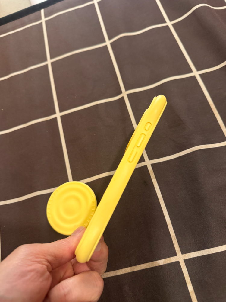 아이폰15프로 정품 케이스티파이 리플케이스 옐로우 팝니다 이미지