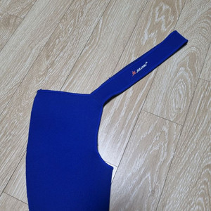 어깨 보호대 이미지