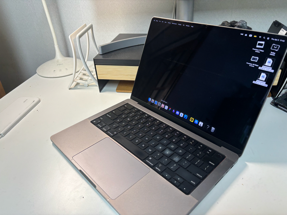 맥북 프로 M1 Max 14인치 CTO(영문자판, 32GB, 2TB) 이미지