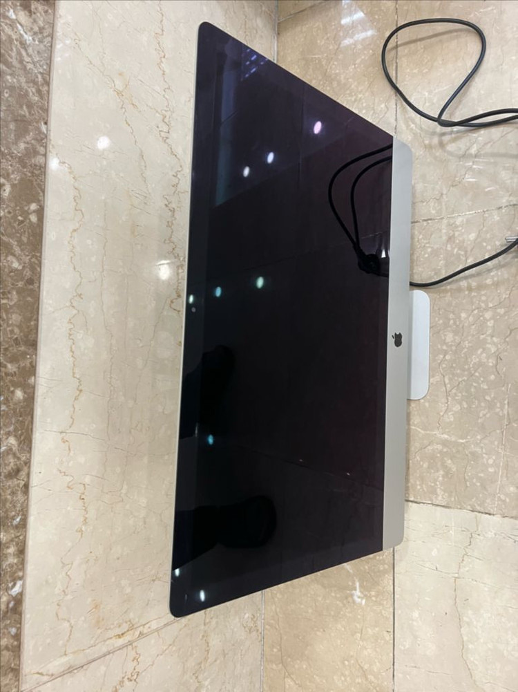 아이맥 27인치 2013 i5 16램 퓨전드라이브 1테라 이미지