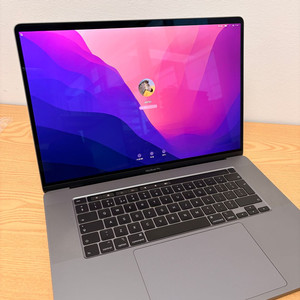 맥북프로 2019 16인치 I7-9 16GB 512GB 이미지