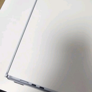 맥북 에어 15인치 M4 칩 스카이블루 미개봉 이미지