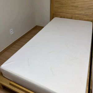 템퍼 매트리스 팝니다 이미지