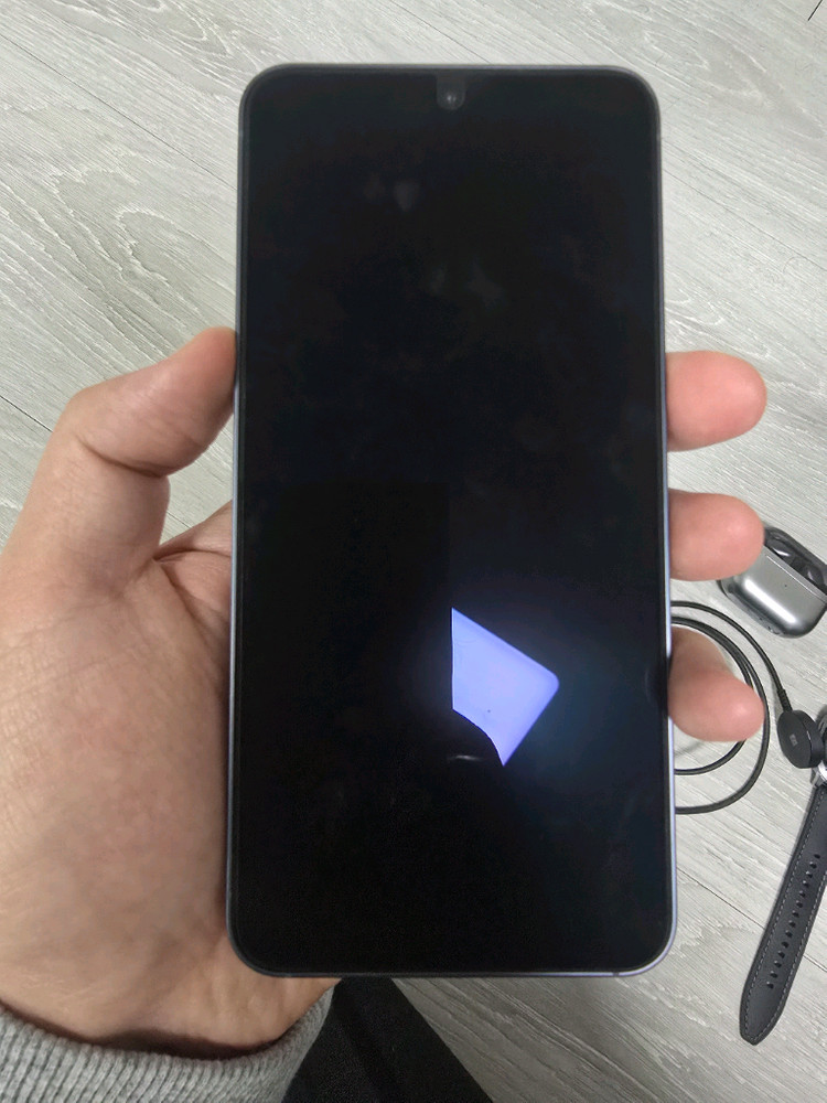 갤럭시 s25, 워치8, 버즈3 프로 일괄판매 이미지