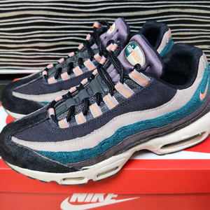 나이키 에어맥스95 프리미엄 오일 그레이 / 브라이트 망고 스니커즈 이미지