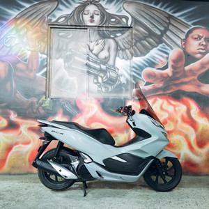 PCX125CC/20년식/46982KM/그레이/중고오토바이/스쿠터/ 이미지