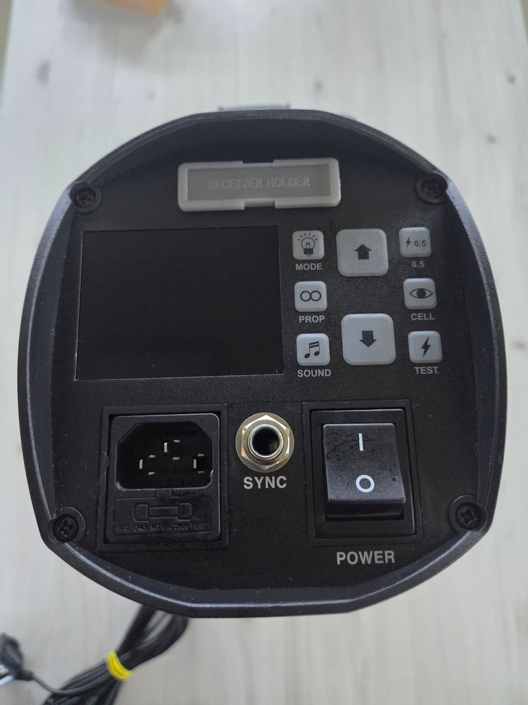 REME LITE F2 스트로브 플래시 고독스X2T 동조기랑 같이 판매합니다 이미지