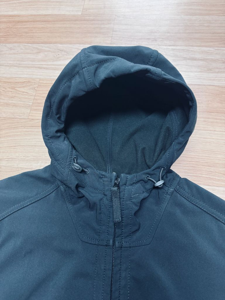 스톤아일랜드 소프트쉘 후드 집업 블랙 M 이미지