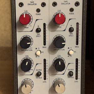 [판매] Neve 542 스테레오 셋 (2대) / Zaehl 500 Dual 랙 판매합니다. 이미지