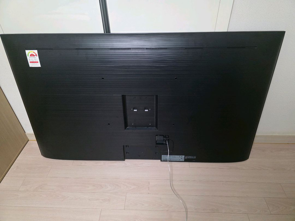 LG OLED 55인치, 삼성 QLED 65인치 TV 이미지