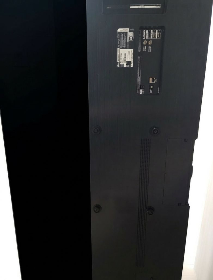 LG OLED 55인치, 삼성 QLED 65인치 TV 이미지