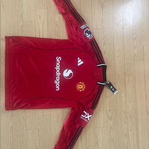 맨유 25/26 홈 카세미루 유니폼 이미지