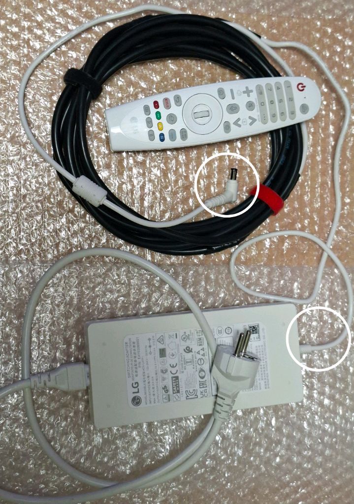 560시간사용 LG 시네빔 HU70LA 4K 빔프로젝터 이미지