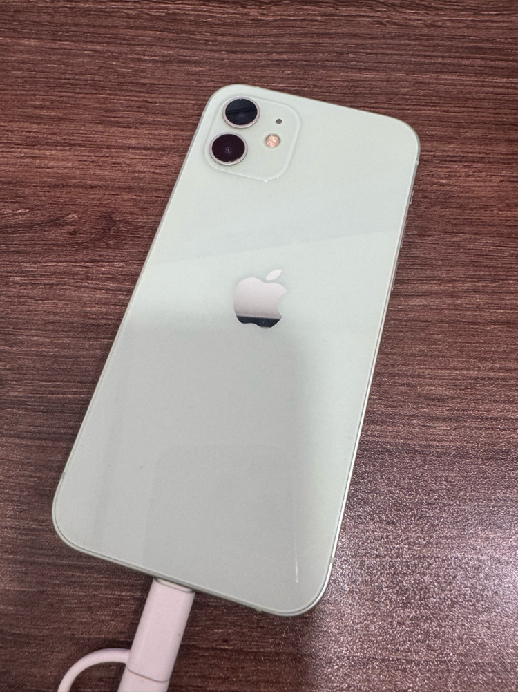 아이폰 12 쌈무그린 이미지