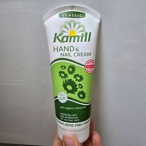 카밀 핸드&네일 크림 클래식 캐모마일 이미지