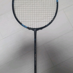 트라이온 X-o 몬스터 라이트 블루 배드민턴라켓 팝니다. 이미지