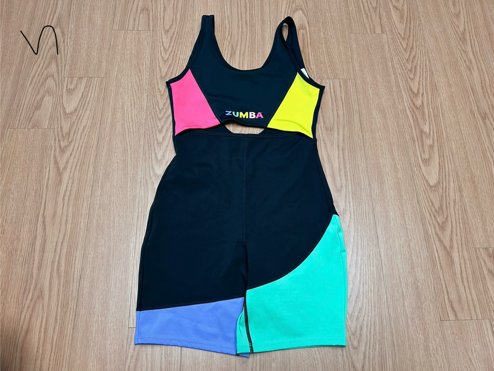 줌바 줌바웨어 이미지