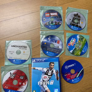 PS4 플스4 게임 타이틀 모음 (FIFA19 외 다수)일괄 저렴하게 판매 이미지