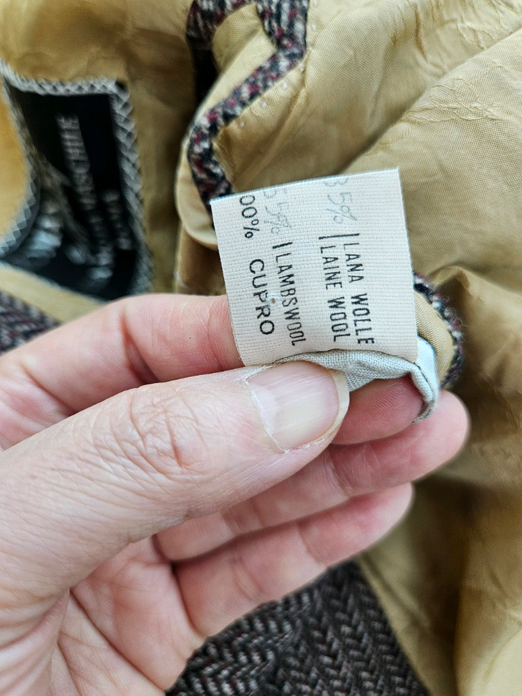 브리오니 램소울 헤링본 블레이저 [ 쿠치넬리 톰포드 로로피아나 에르메스 루이비통 키톤 벨루티 ] 이미지