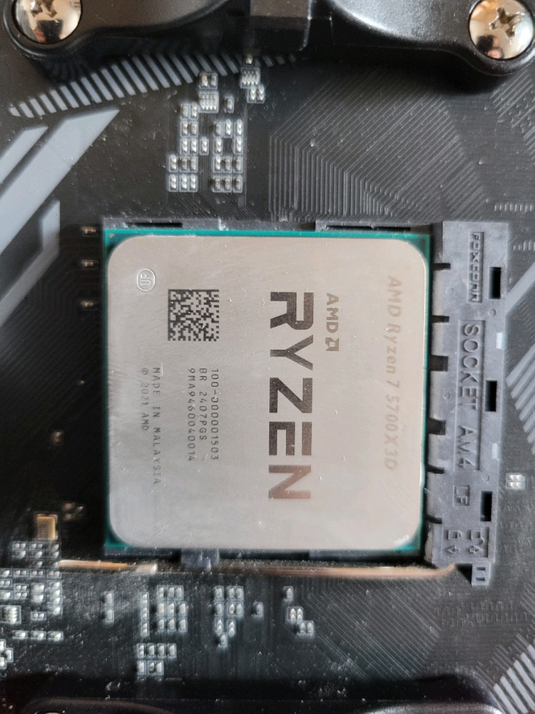 라이젠 5700X3D / B550M 이미지