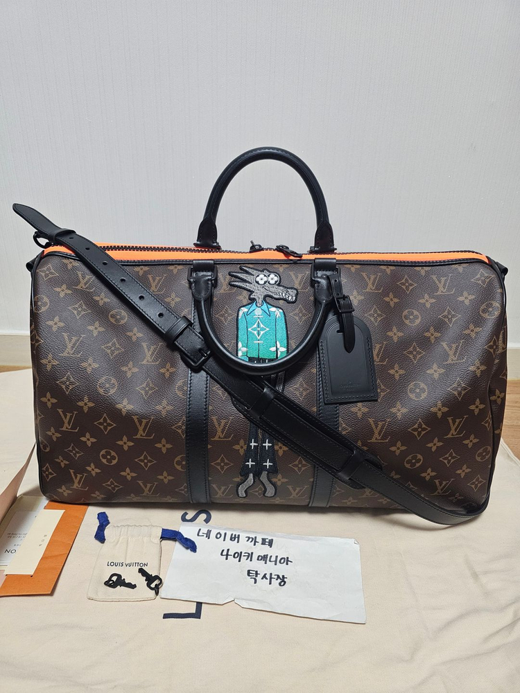 루이비통 버질아블로 한정판 캐릭터 자수 캐릭터 키폴50 (새상품) 이미지