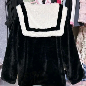 지뢰계 양산형 세일러 퍼코트 이미지