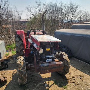 농업용 트랙터 이미지