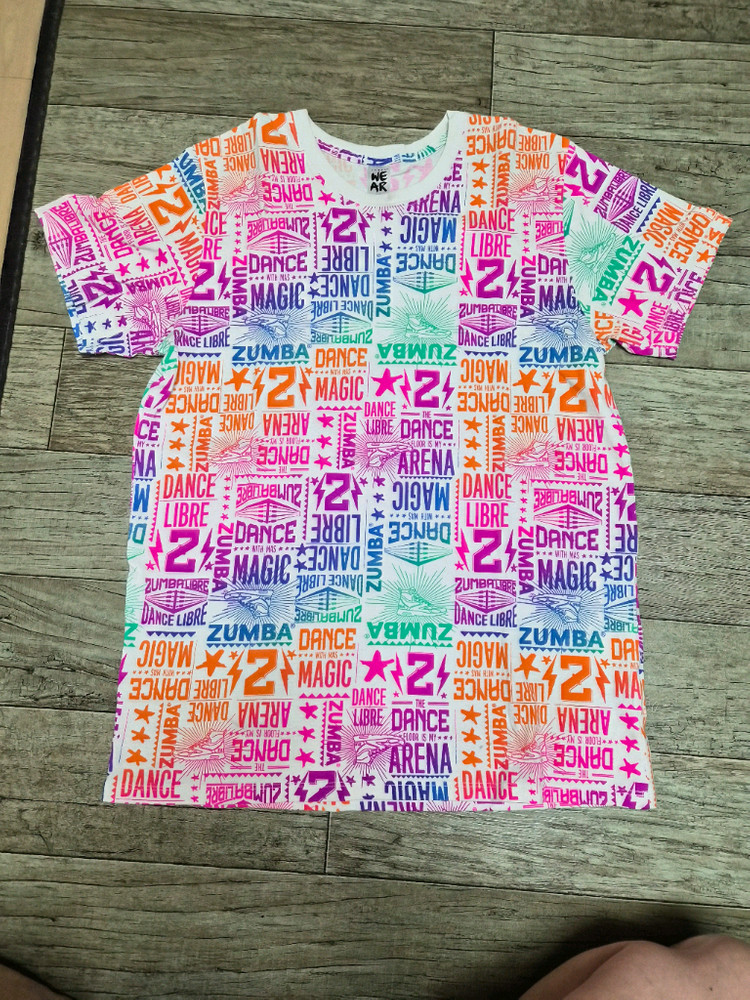 줌바웨어 티셔츠 이미지