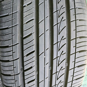 215 50 17 금호 4짝 이미지