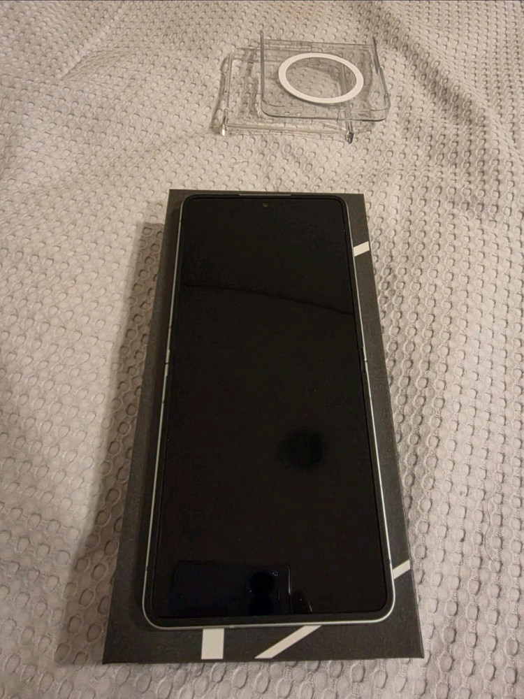 갤럭시 플립7 512 민트 자급제 이미지