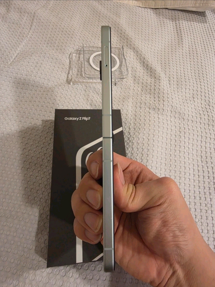 갤럭시 플립7 512 민트 자급제 이미지