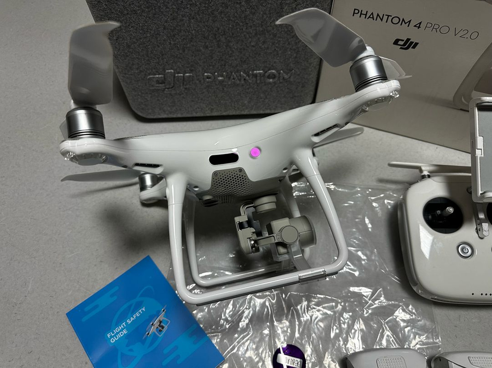 DJI 팬텀4 프로 V2.0 드론 이미지